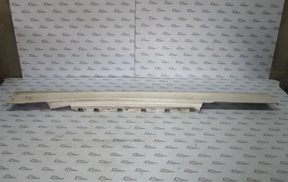 BMW 1 E82 E88 Sill/side skirt trim 7183233