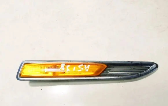 Ford Mondeo MK IV Front fender indicator light 7s7113k354af 7s71-13k354-af