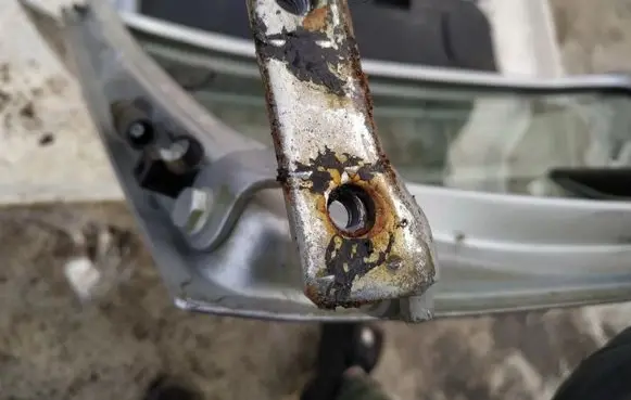 Seat Toledo I (1L) Tailgate/trunk/boot hinge