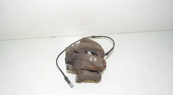 BMW X3 F25 Front brake caliper 6790921 34106790921 34106790930