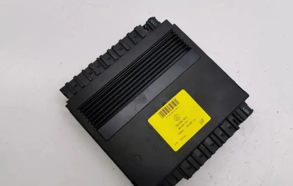 Bentley Flying Spur Seat control module 3D0959759C 901349105