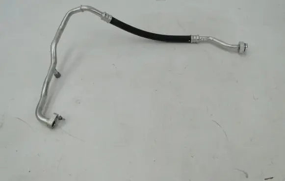 Audi Q3 8U Air conditioning (A/C) pipe/hose 5QF816743C