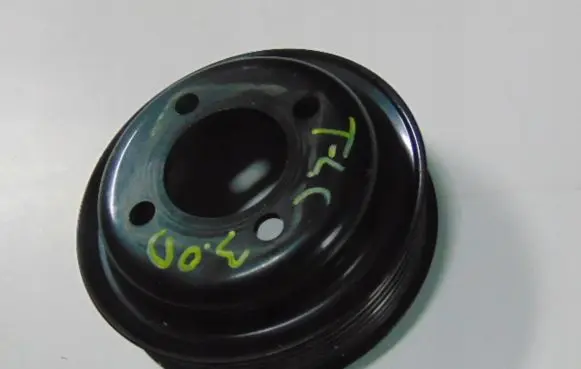 Toyota Land Cruiser (J150) Crankshaft pulley