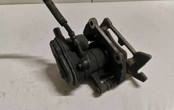 Audi A5 8T 8F Rear brake caliper 32347485