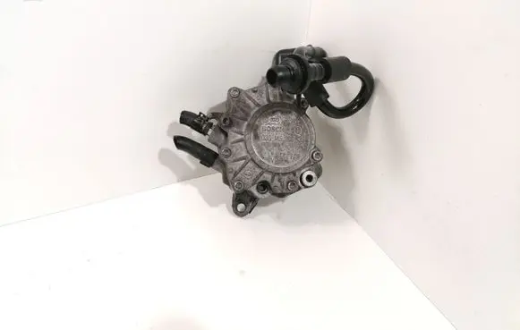 Audi A6 S6 C6 4F Fuel injection high pressure pump 03G145209C