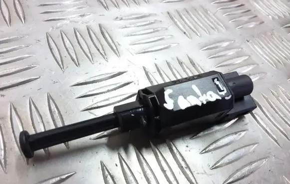 Clutch pedal sensor