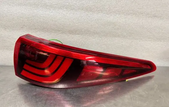 KIA Sportage Rear/tail lights 92402-F11