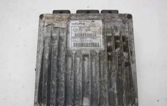 Renault Kangoo II Engine control unit/module 8201112294