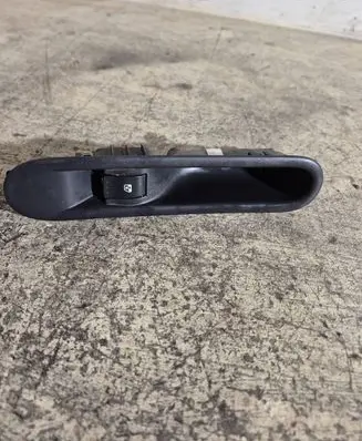 Renault Espace IV Electric window control switch 8200322947