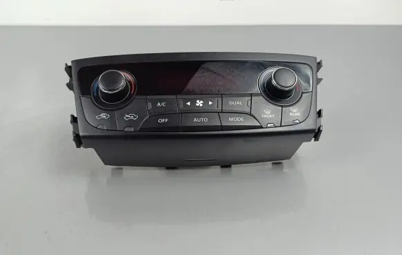 Suzuki SX4 S-Cross Climate control unit 3951061M10