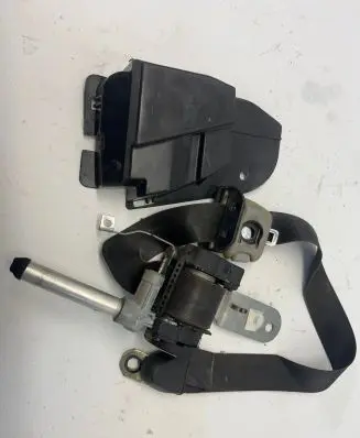 Mitsubishi Carisma Front seatbelt 570570200G 8290CT1 ALS0208110029