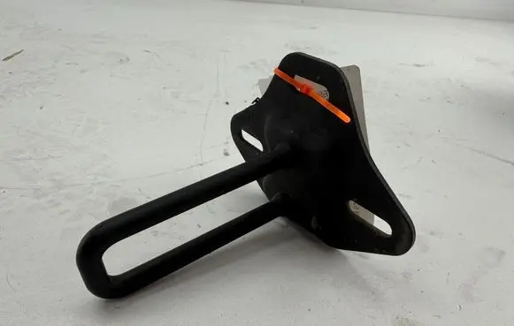 Ford Fiesta ST Rear door lock loop/hook striker 140422