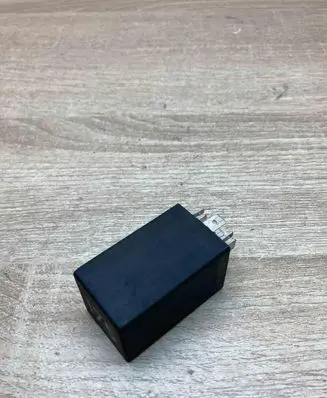 Audi A4 S4 B5 8D Other relay 3A0927181 61233005 175