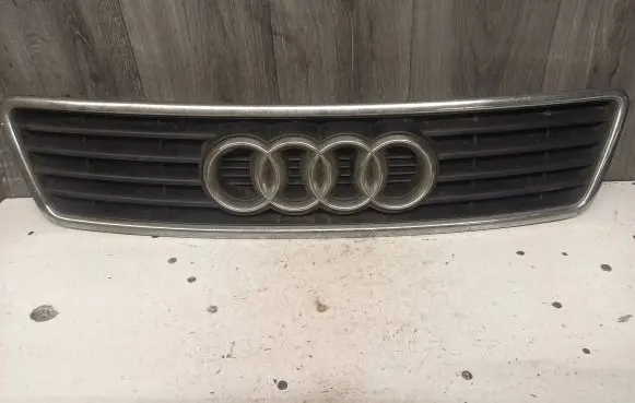 Audi A6 S6 C5 4B Front grill 4B0853651A