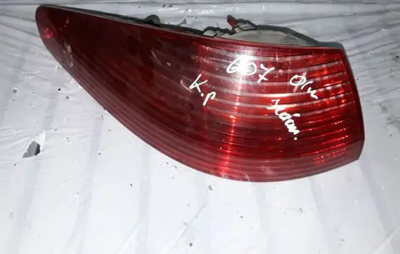 Peugeot 607 Rear/tail lights