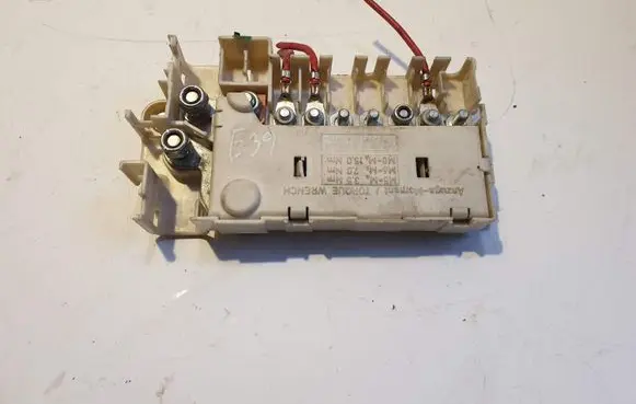 BMW 5 E39 Fuse box set 61138370639 61138370638