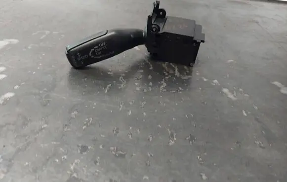 Audi A4 S4 B7 8E 8H Cruise control stalk 4E0953521