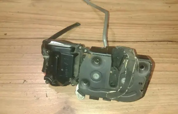 Front door lock