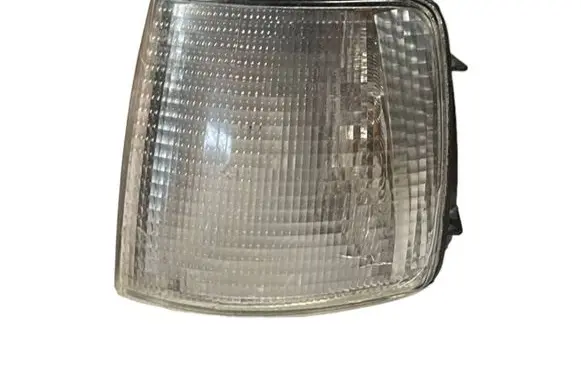 Volkswagen PASSAT B3 Front indicator light 357953049A 6R0142767