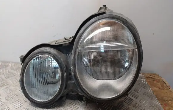 Mercedes-Benz E W210 Headlight/headlamp