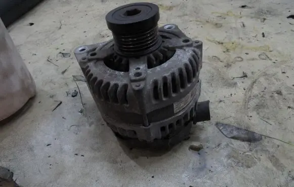 Ford Transit VII Generator/alternator CV6T-10300-BC