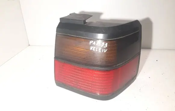 Volkswagen PASSAT B3 Rear/tail lights 357945258