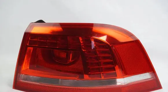 Volkswagen PASSAT B7 Rear/tail lights 3AF945208 2SK01074602
