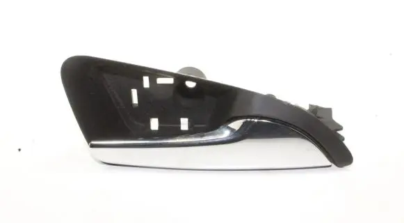 Chevrolet Orlando Rear door interior handle 13504849