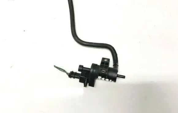 Nissan Qashqai Turbo solenoid valve 7700113709