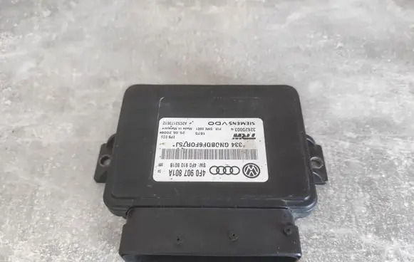 Audi A6 S6 C6 4F Hand brake control module 4F0907801A