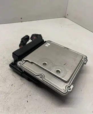 Audi A5 8T 8F Engine control unit/module 8K2907115L 8K0907352A 8E0907500J