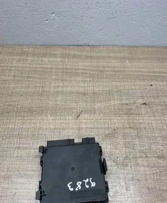 Mercedes-Benz E W211 Tailgate hydraulic pump motor A2118209426 73666511