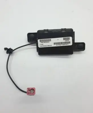 Chrysler Pacifica Antenna control unit P68186558AA 68186558AA 68186558