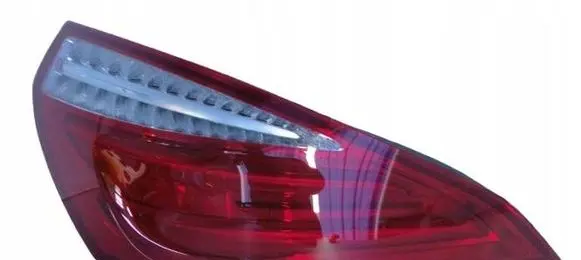 Rear/tail lights