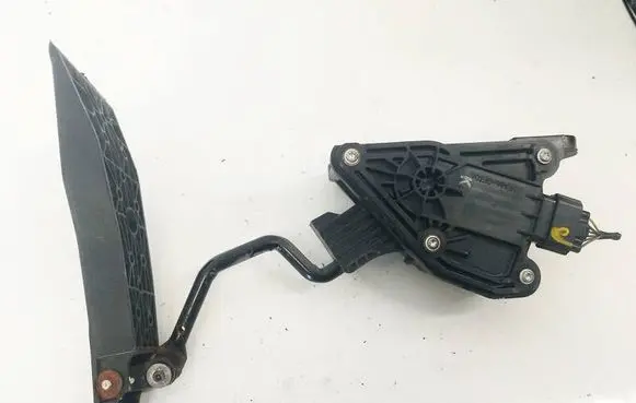 Honda Civic Accelerator throttle pedal 