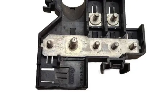 Audi A6 S6 C6 4F Positive wiring loom 4F0941824