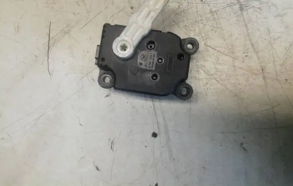 Land Rover Range Rover Sport L320 Air flap motor/actuator Mf113930-0681