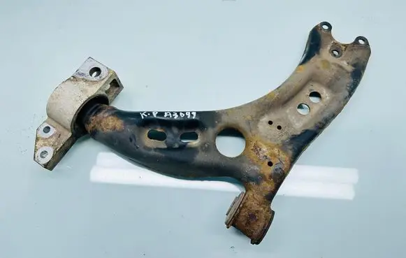 Volkswagen Golf Plus Front lower control arm/wishbone R2697 AA697