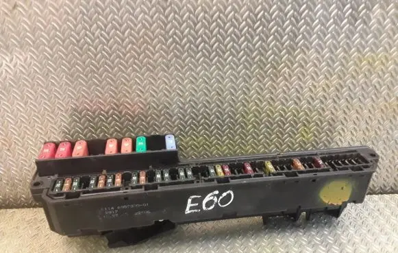 BMW 5 E60 E61 Fuse box set 6957330