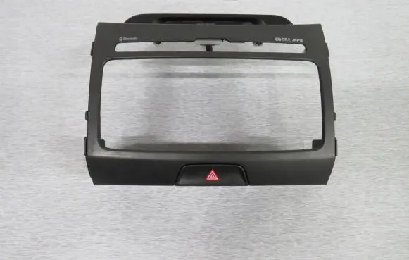 KIA Sportage Dashboard center trim panel 