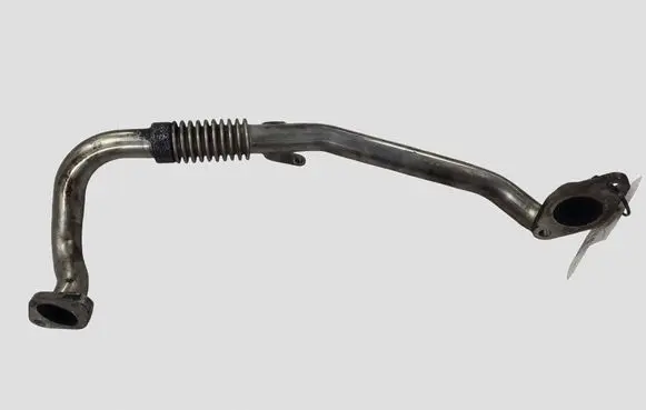 Volkswagen PASSAT B6 EGR valve line/pipe/hose 03L131521V131