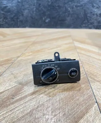 Mercedes-Benz E W211 Light switch 2115450104 7241Q04 04056000