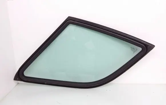 Mercedes-Benz ML W163 Rear side window A1636700212