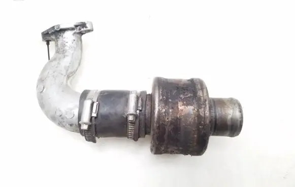 Coolant pipe/hose