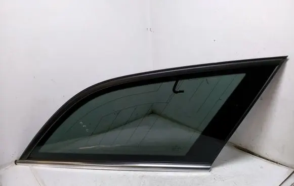 Mercedes-Benz E W212 Rear side window