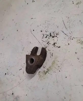 Citroen C5 Fuel Injector clamp holder