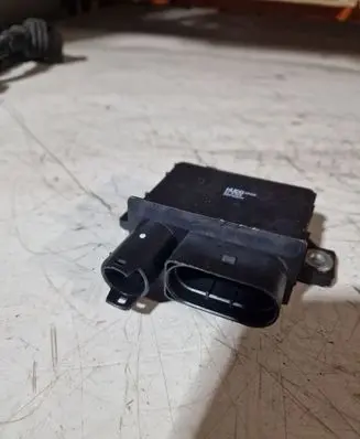 BMW 7 F01 F02 F03 F04 Glow plug pre-heat relay