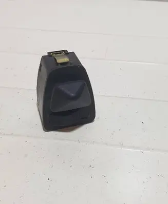 BMW 3 E46 Wing mirror switch 8373691