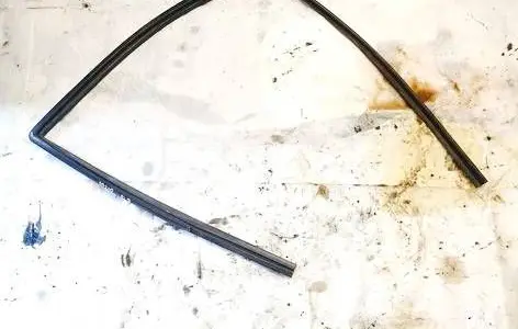 Chevrolet Matiz Rubber seal front coupe door 