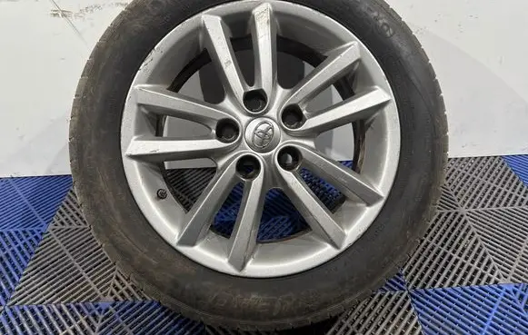 Toyota Auris E180 R16 alloy rim 
